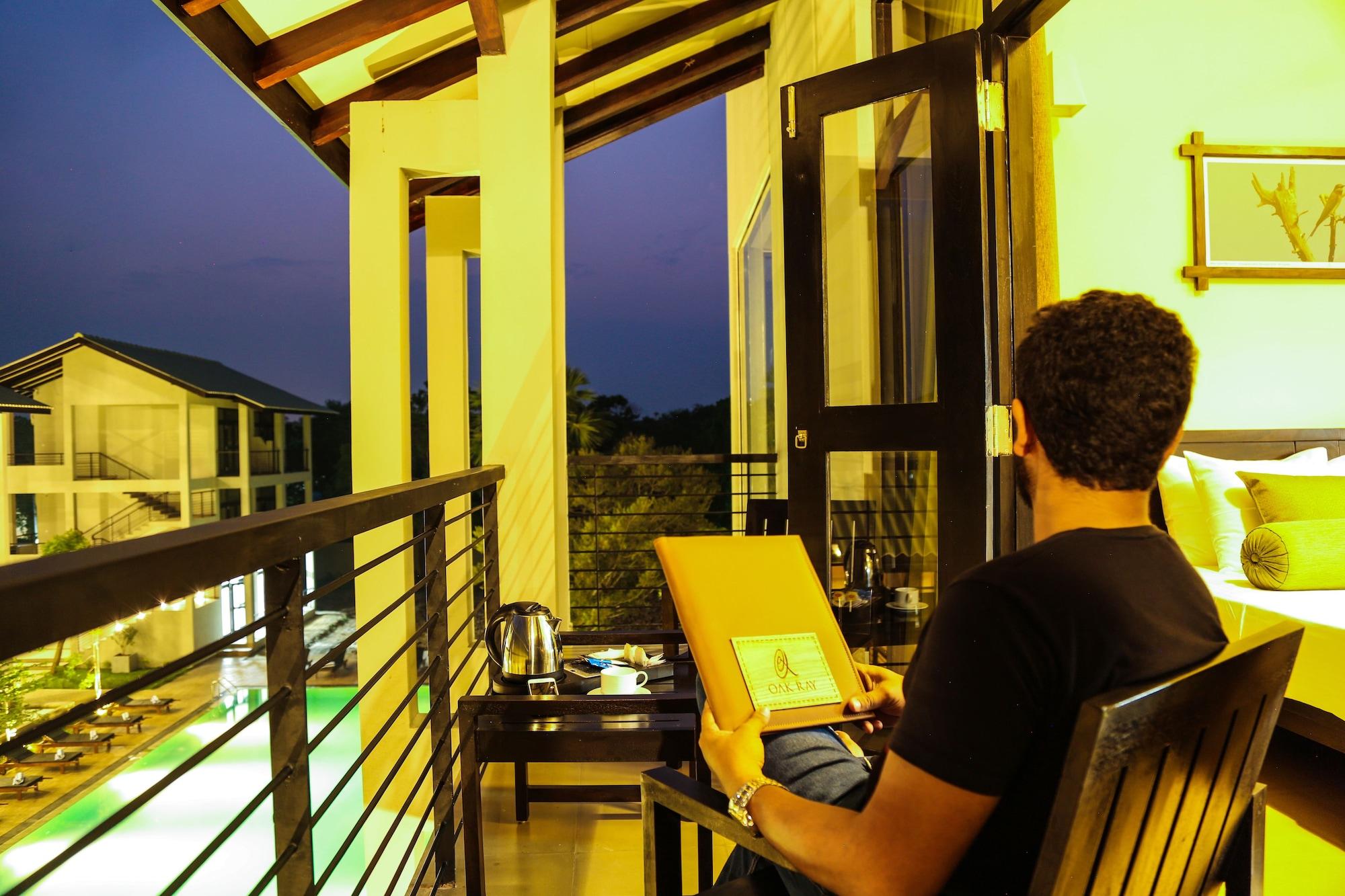 Hotel Oak Ray Wild Yala Tissamaharama Esterno foto